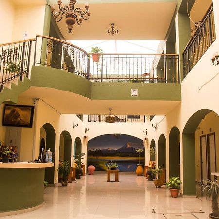Hotel Morelos Colima Esterno foto