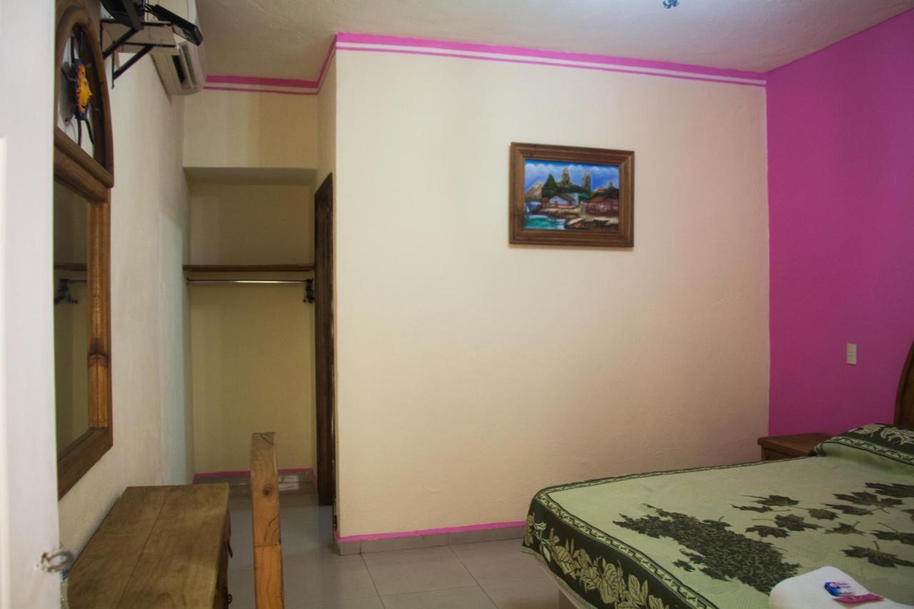 Hotel Morelos Colima Esterno foto
